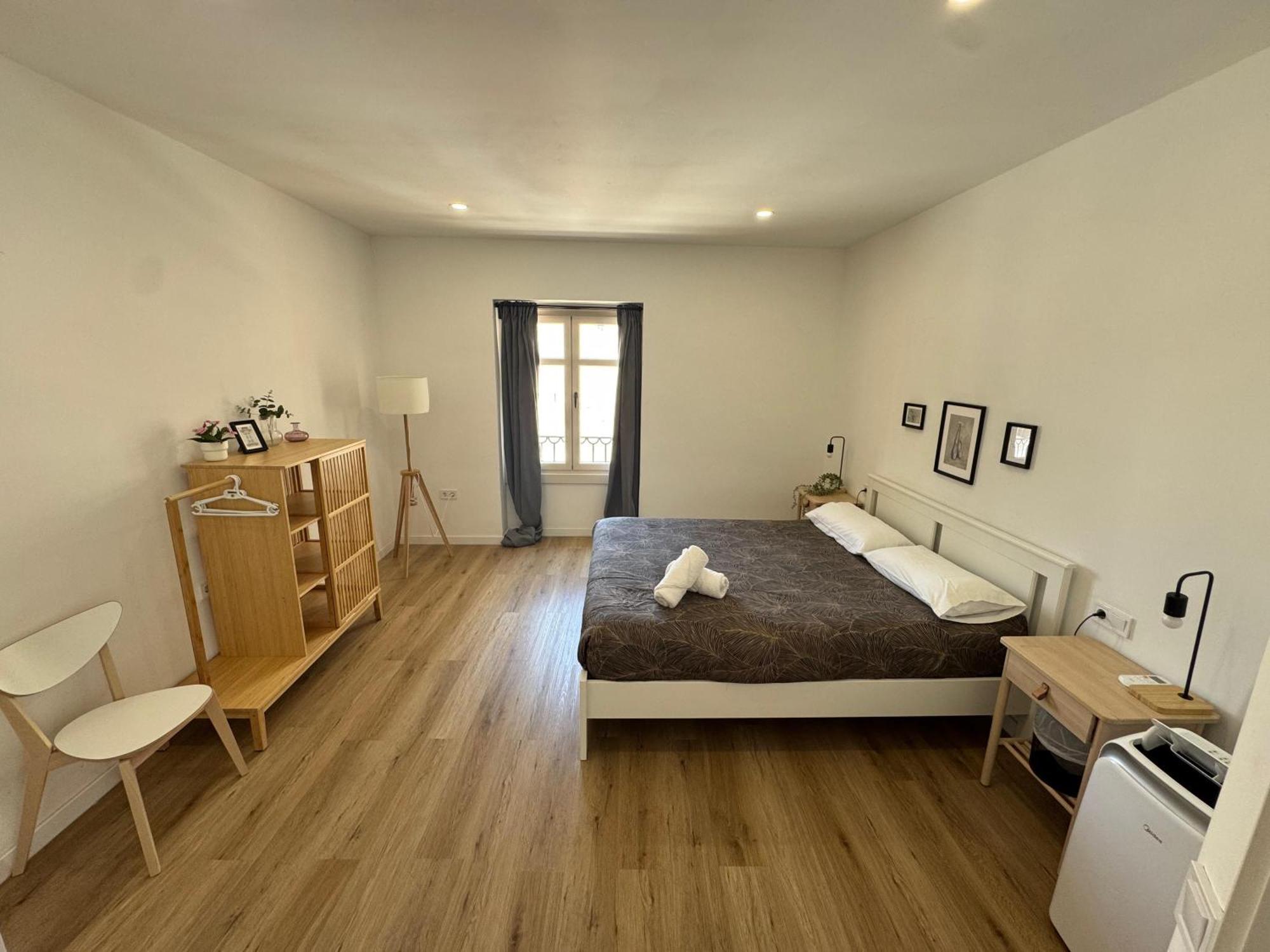 Larios Rooms, Malaga